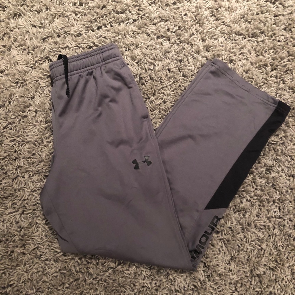 Boys Under Armour pants Size large